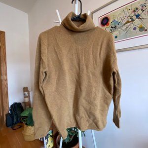 Uniqlo wool sweater